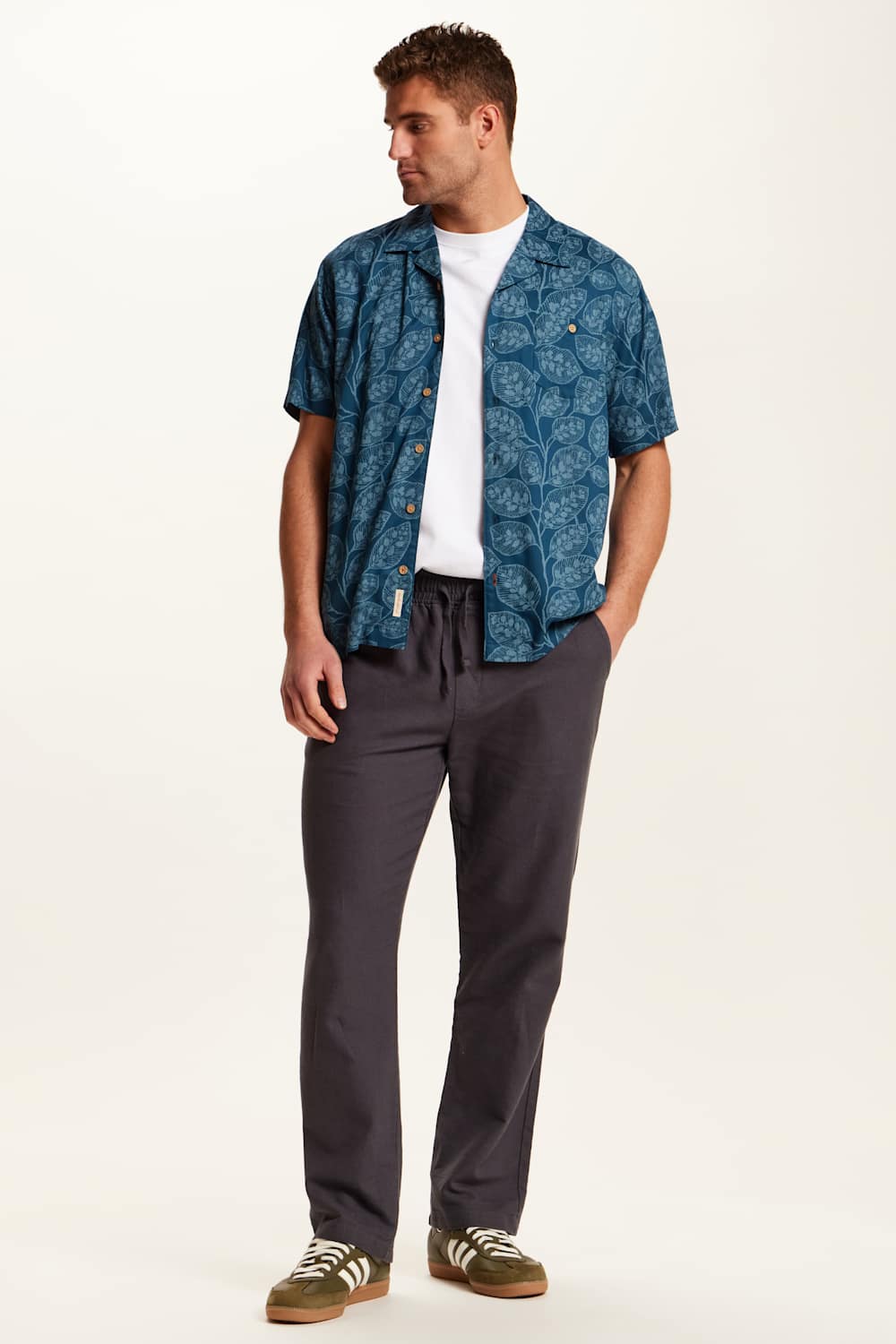 Weatherproof Vintage Rayon Camp Shirt for Men in Nautical Blue | S2684231GK-NAUTBLUE - Image 2