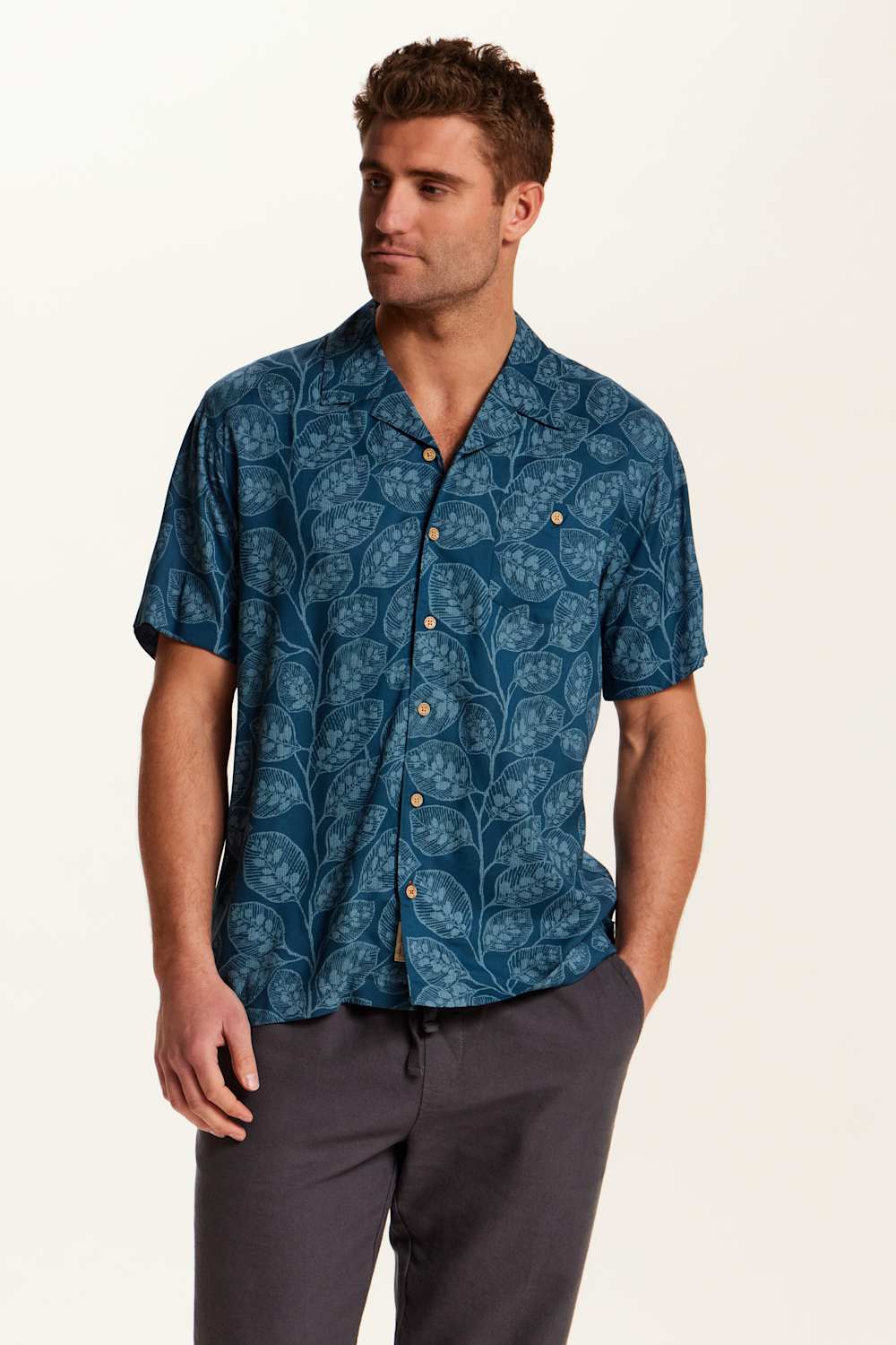 Weatherproof Vintage Rayon Camp Shirt for Men in Nautical Blue | S2684231GK-NAUTBLUE - Image 3
