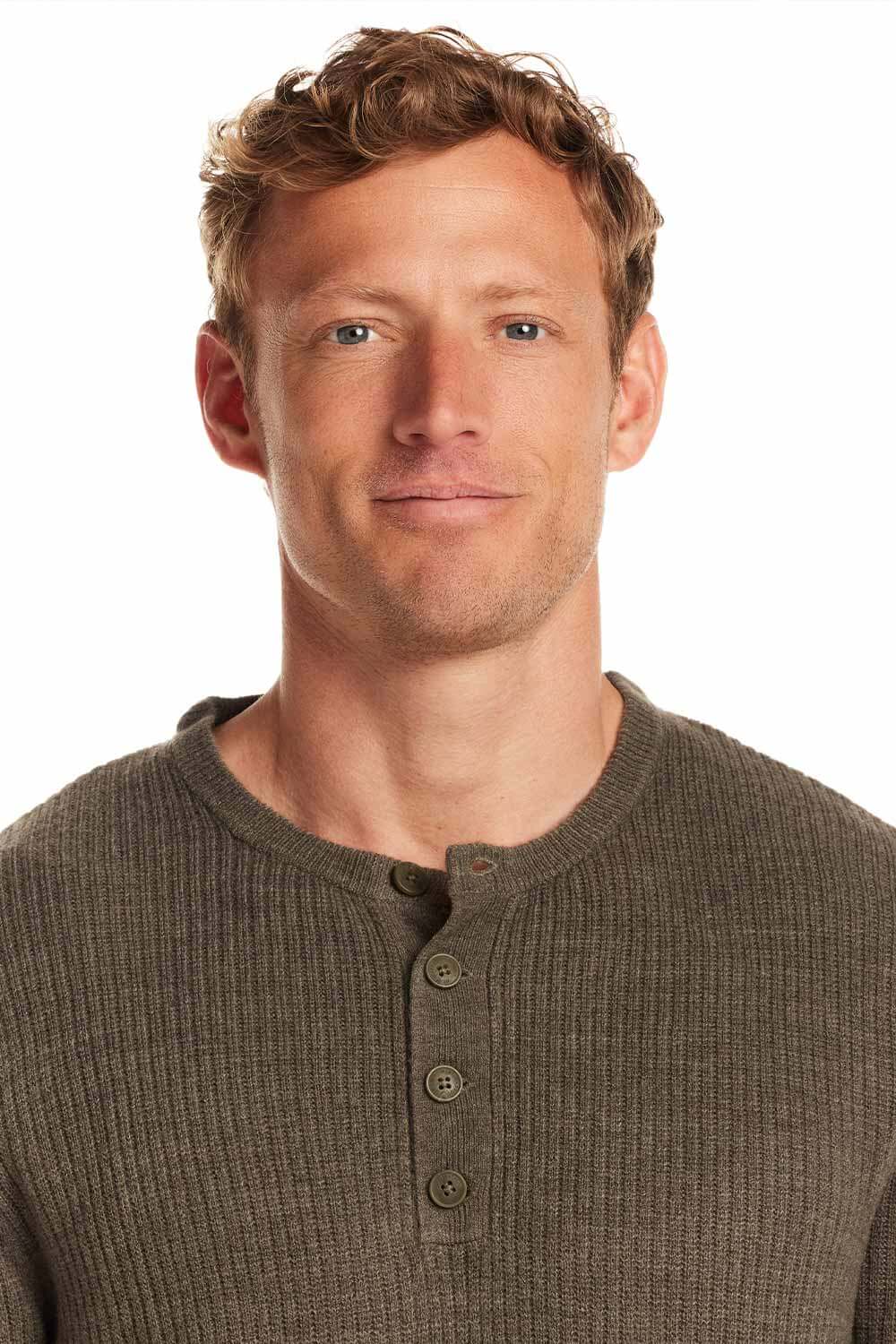 Weatherproof Vintage Vertical Stitch Button Henley for Men in Olive | F2540704GK-KAMBABAOLIVE - Image 4
