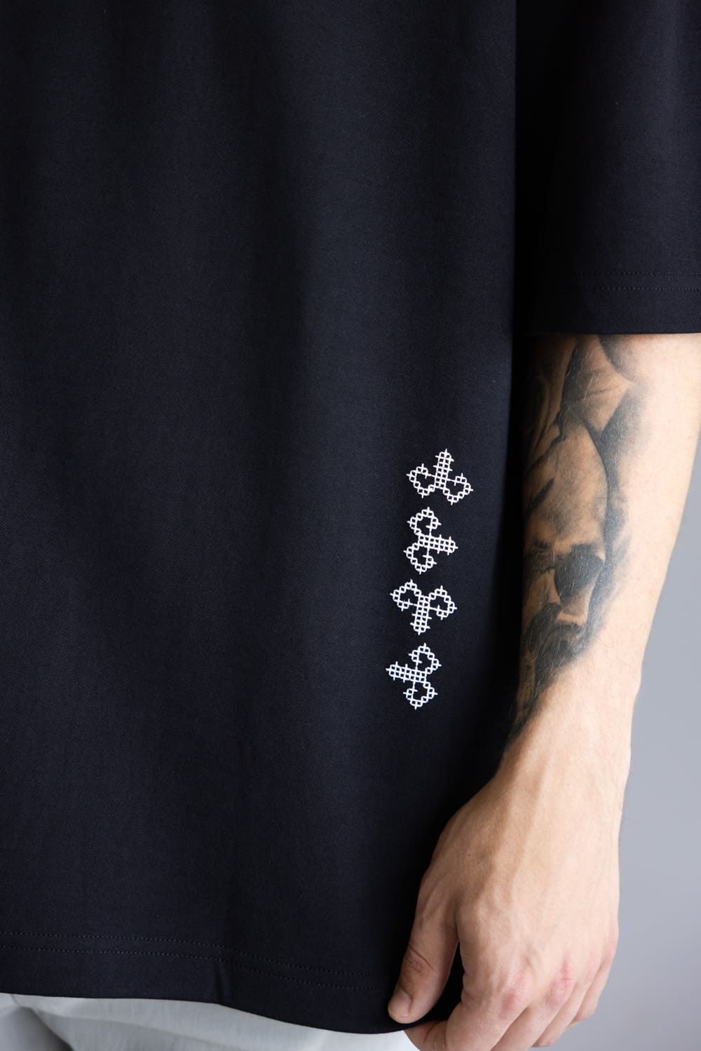 Denim & Flower White Geo Embroidered T-Shirt for Men in Black | CKTS-C492 - Image 2